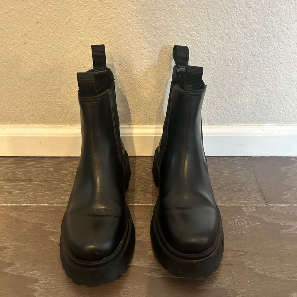Black Leather Thursday Chelsea Boots